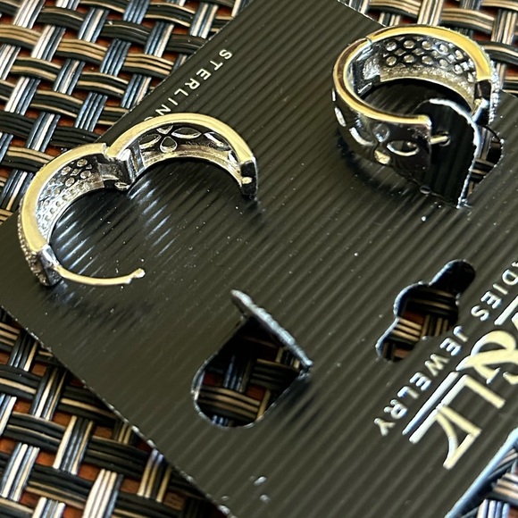 NWT Filigree Wide Pavé Huggie Hoop Earrings - Picture 8 of 11